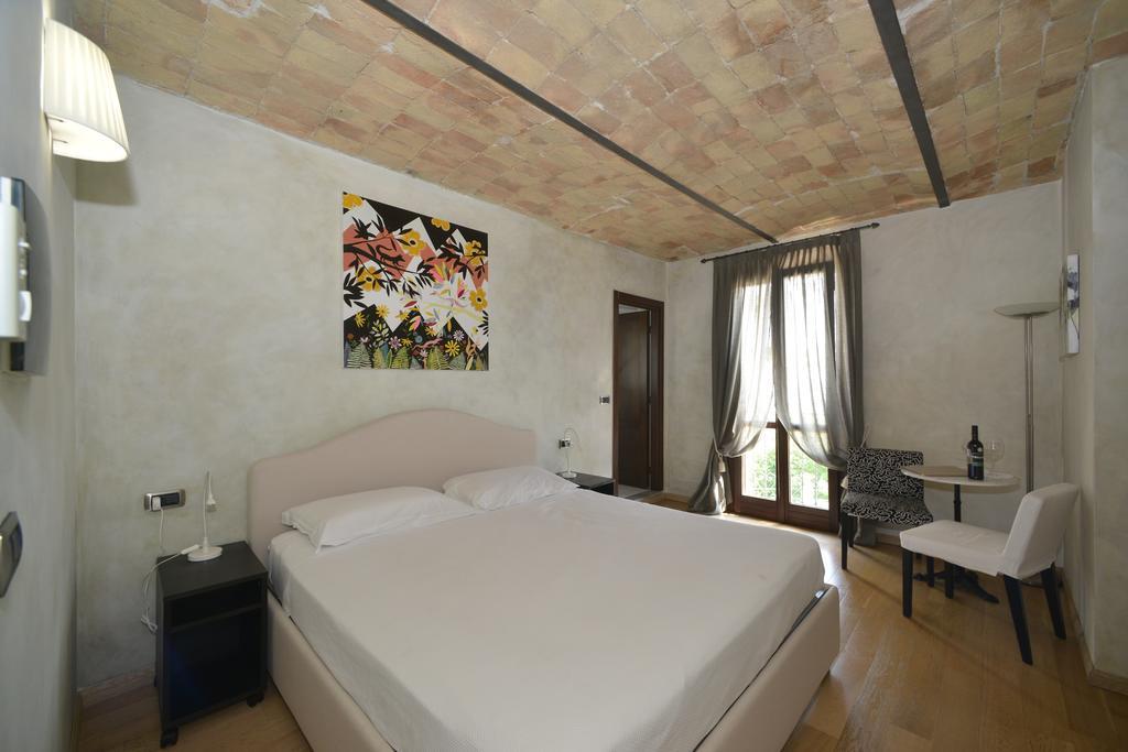 Bed and Breakfast Cascina San Michele Costigliole d'Asti Zimmer foto