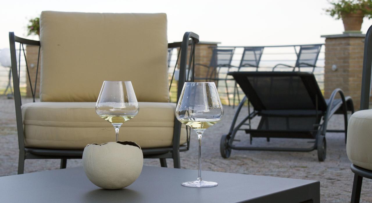 Bed and Breakfast Cascina San Michele Costigliole d'Asti Exterior foto